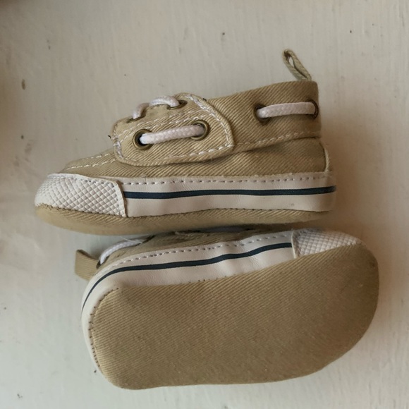 Tan and w/white Boat shoes for Baby - Picture 4 of 5